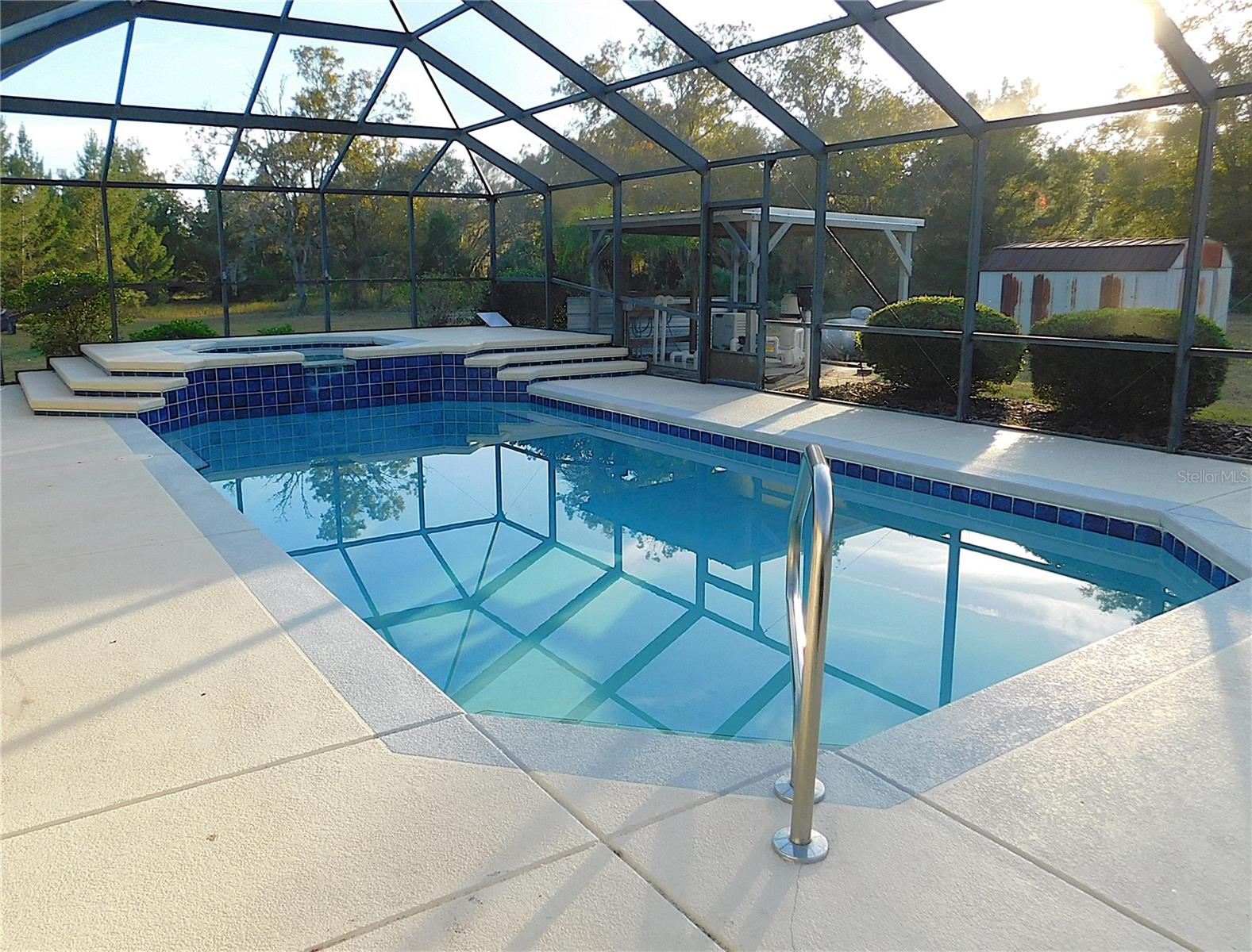 SILVER SPRINGS SHORES EAST - Residential