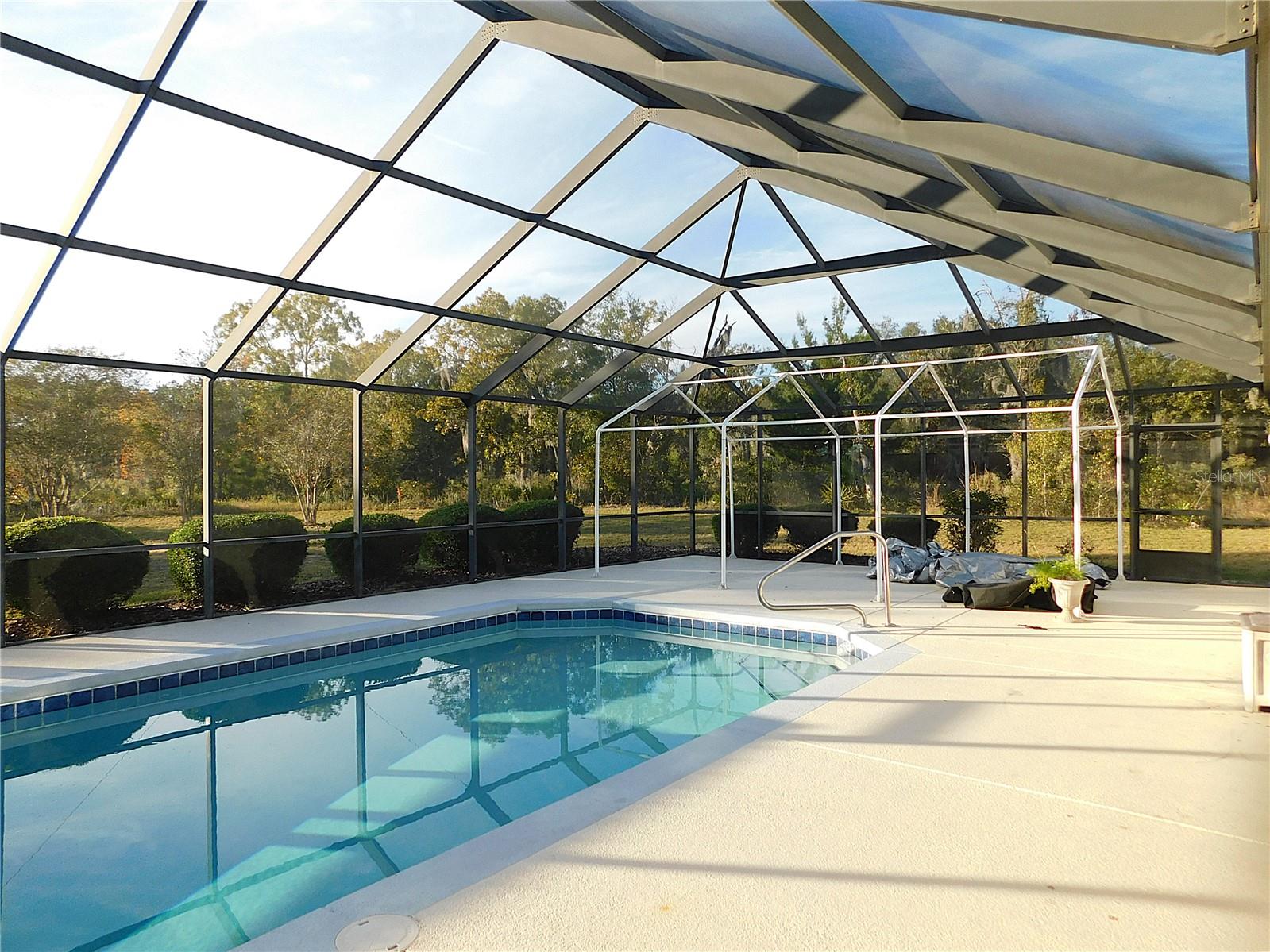 SILVER SPRINGS SHORES EAST - Residential