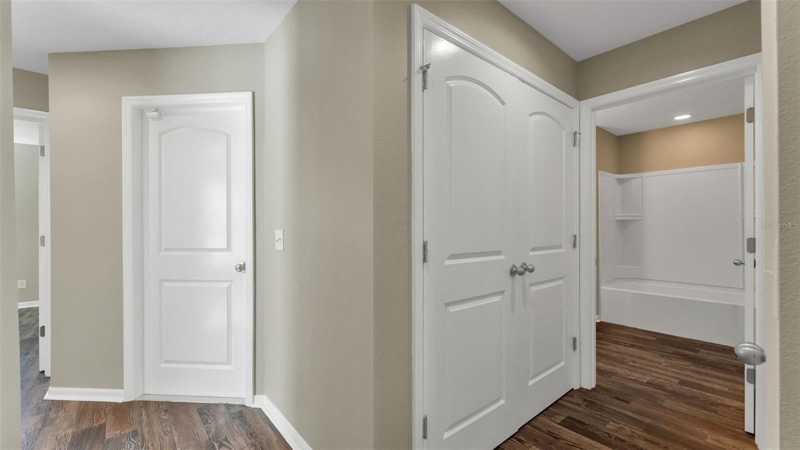 VILLAGES/BRIDGEWATER VILLAGE 9 - Residential