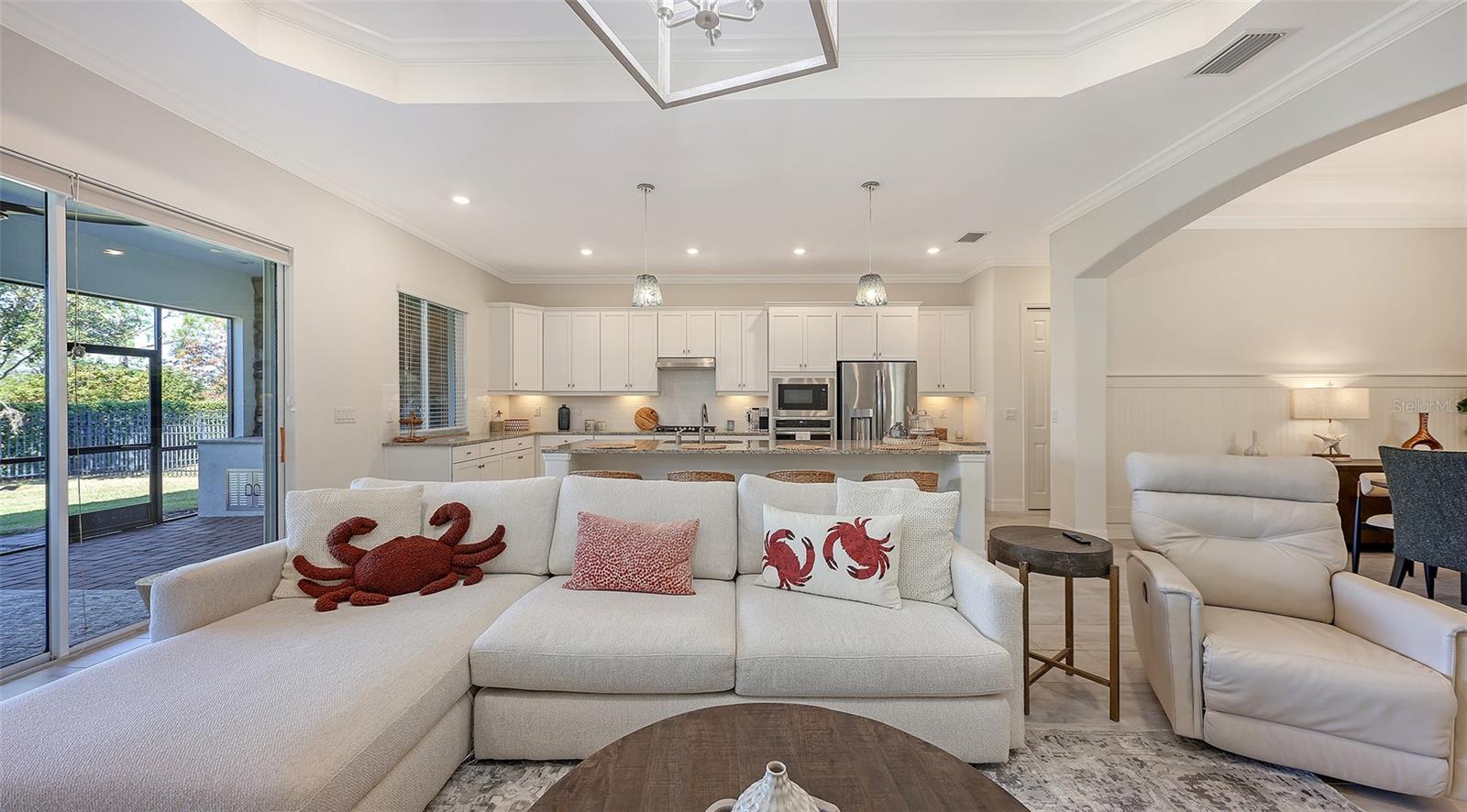 ARBOR GRANDE - Residential