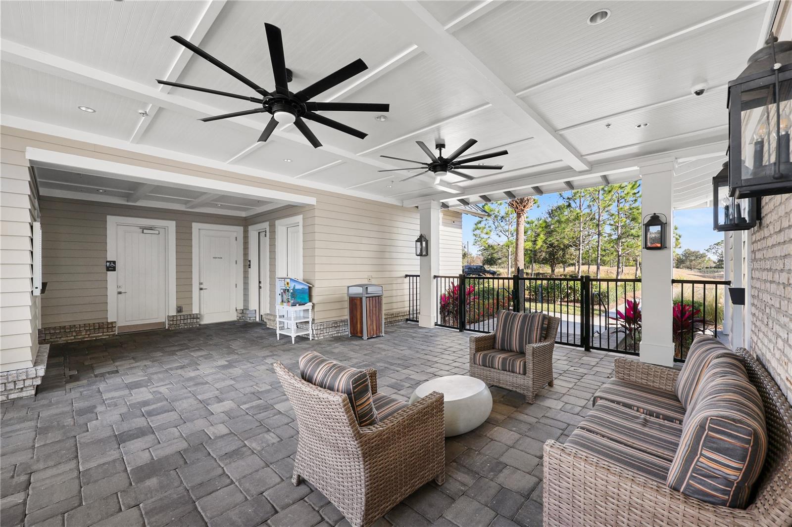 ARBOR GRANDE - Residential