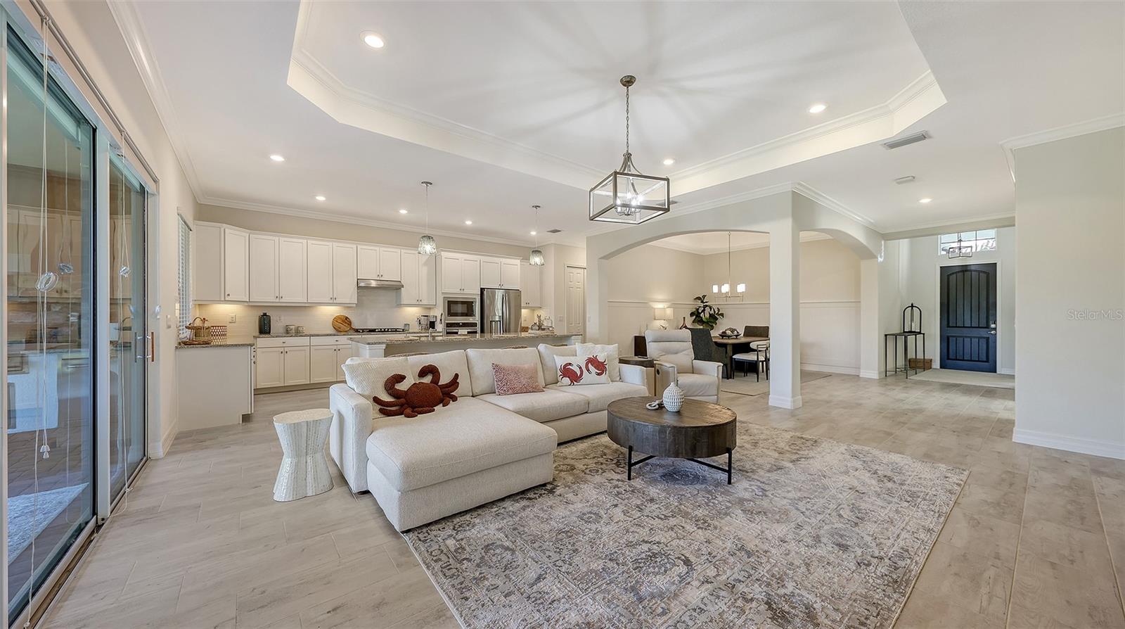 ARBOR GRANDE - Residential