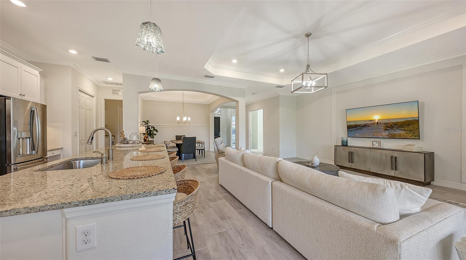 ARBOR GRANDE - Residential