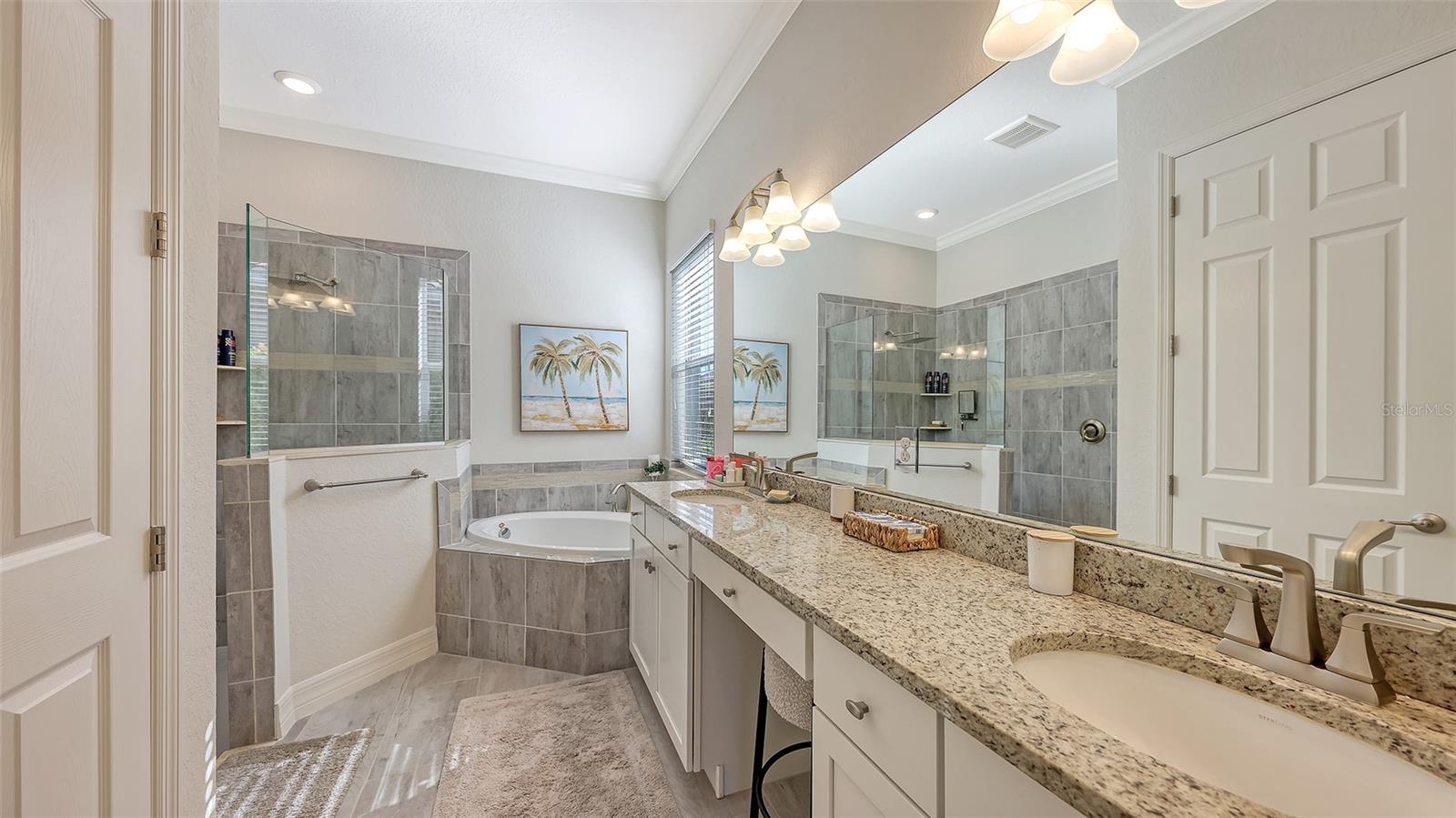 ARBOR GRANDE - Residential