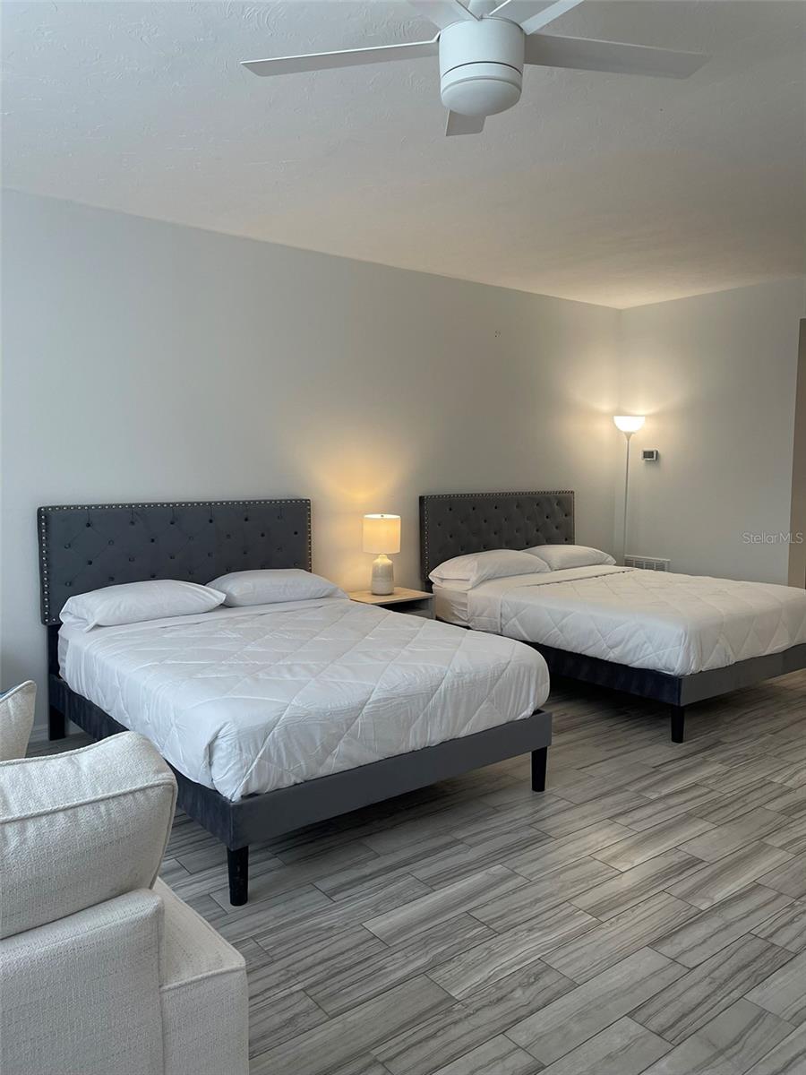 ACADEMY RESORT LODGE - Residential Lease