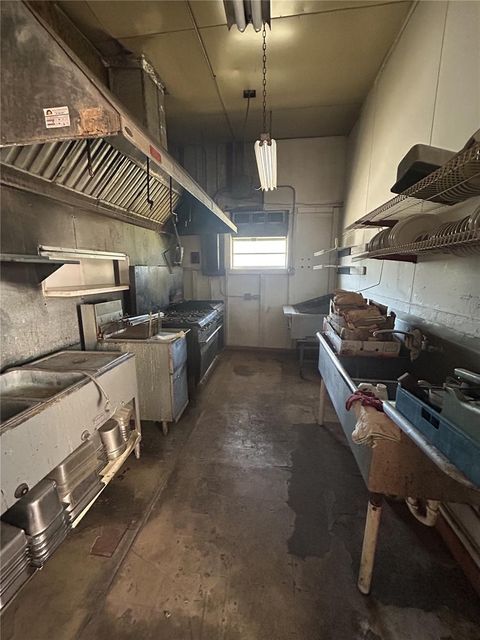 Tiny photo for 800 S Us 301, Summerville, FL 33585 (MLS # OM721700)