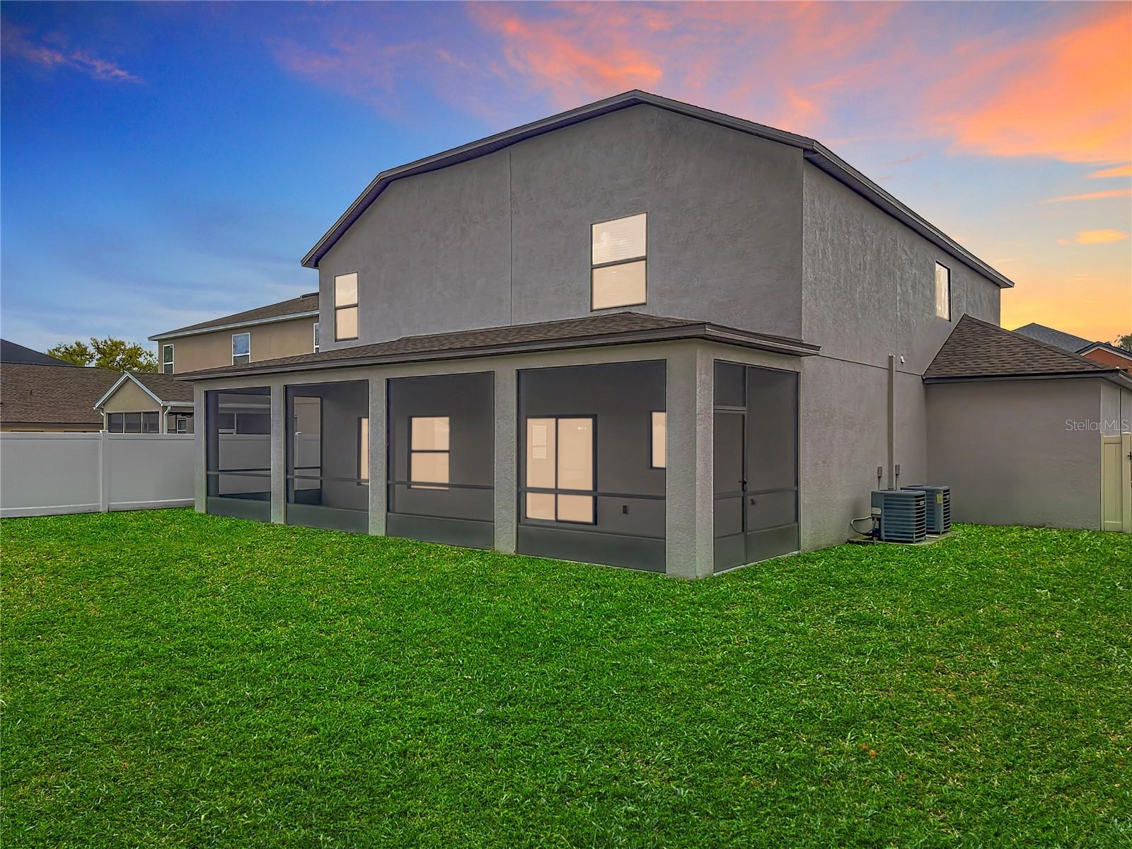 OAK LANDING - Residential