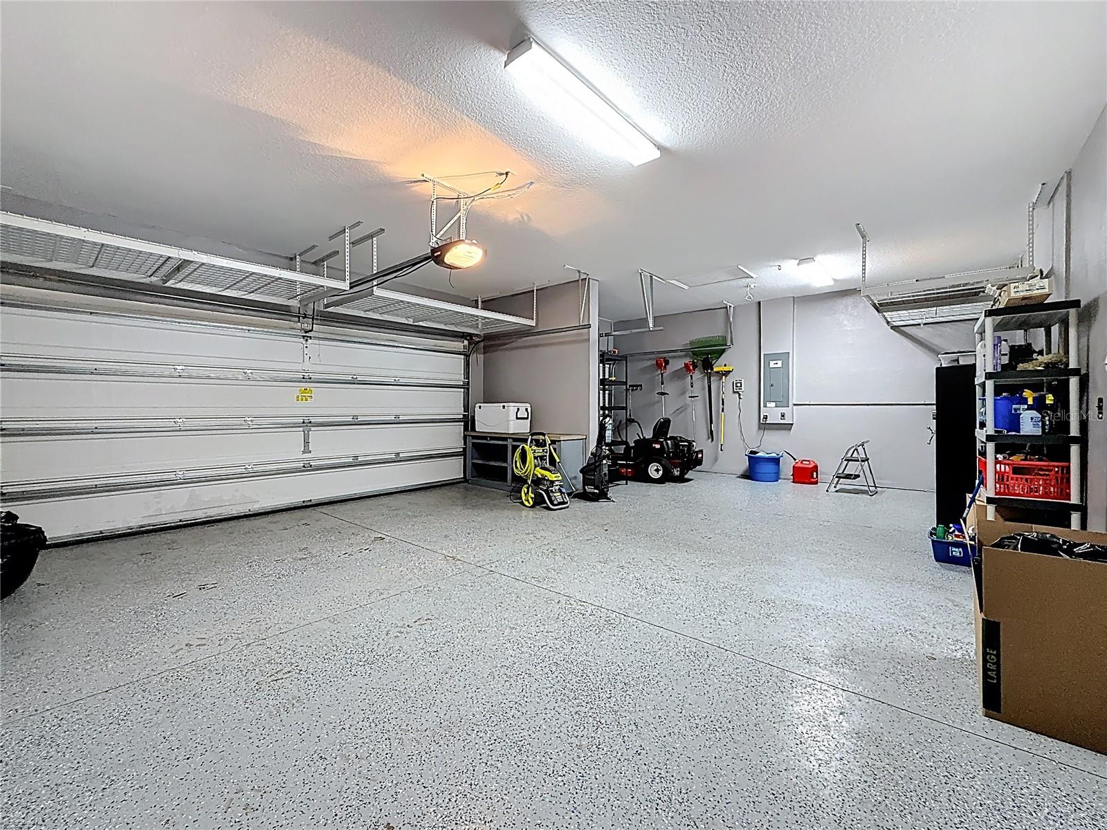 OAK LANDING - Residential