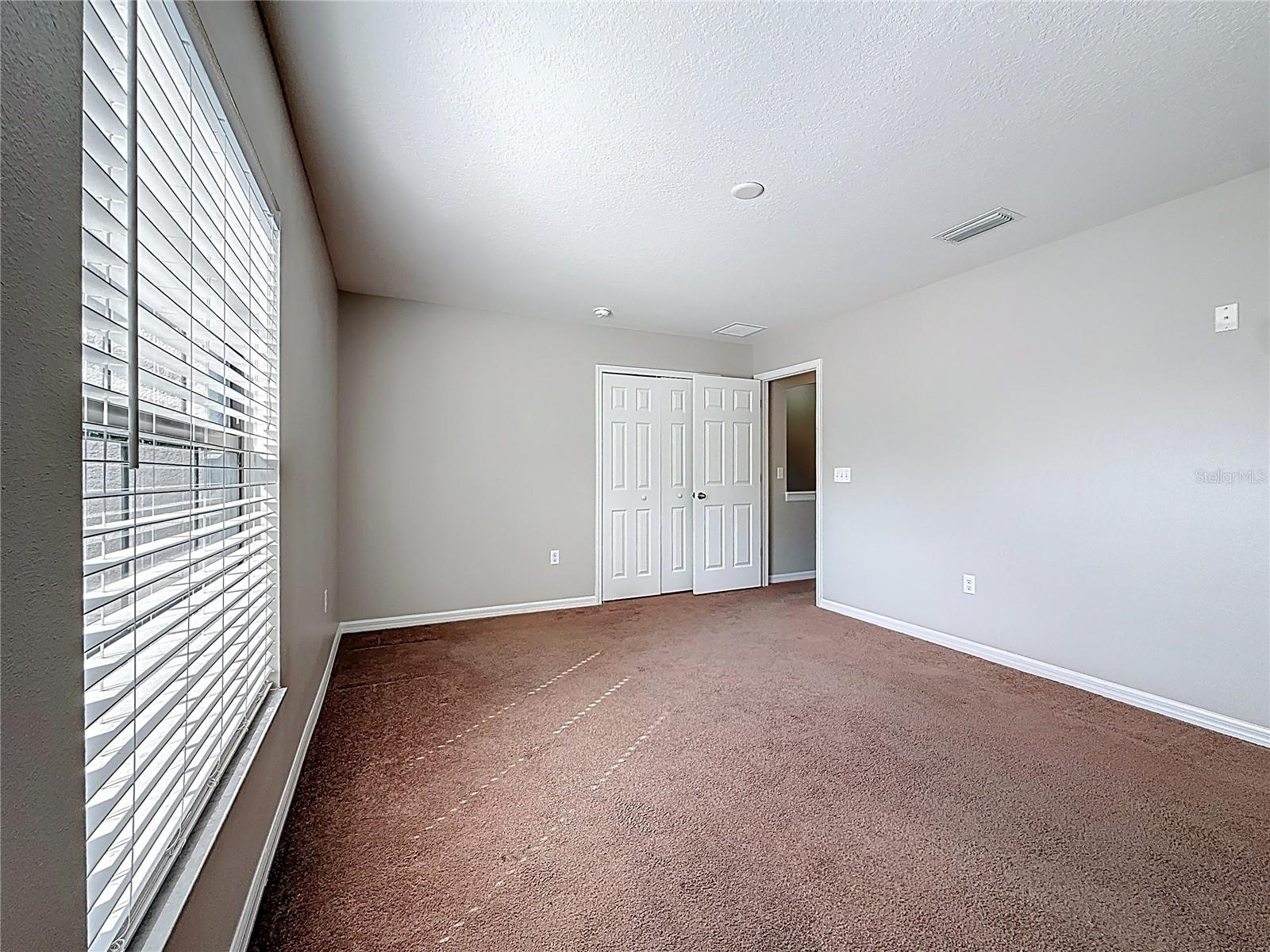 OAK LANDING - Residential