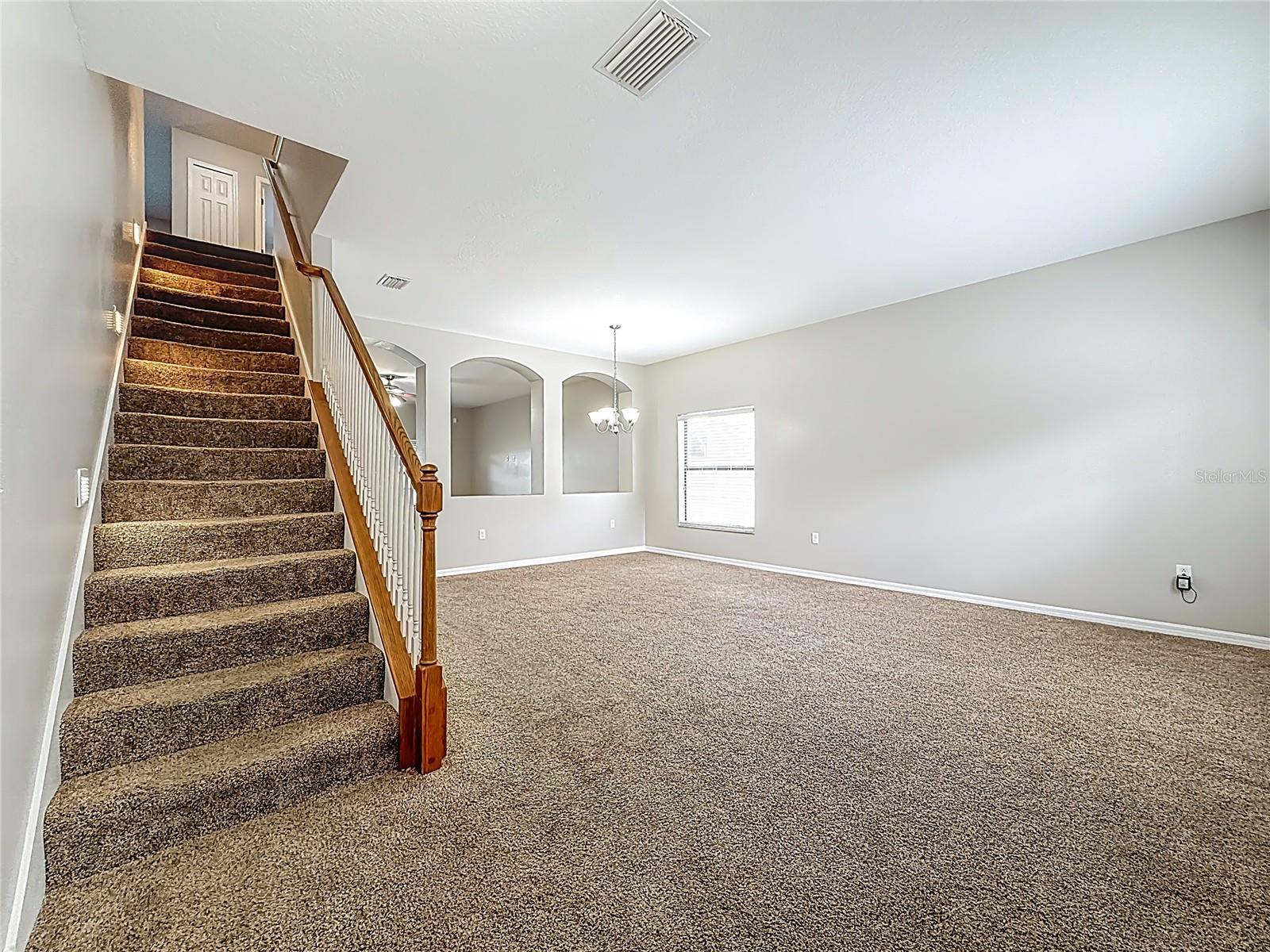 OAK LANDING - Residential