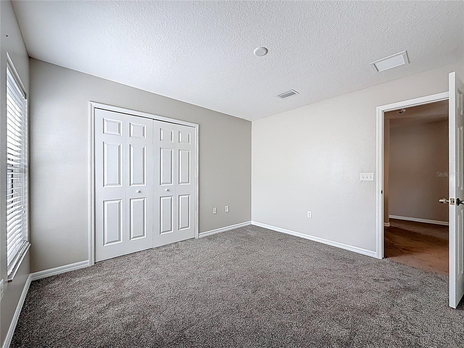 OAK LANDING - Residential