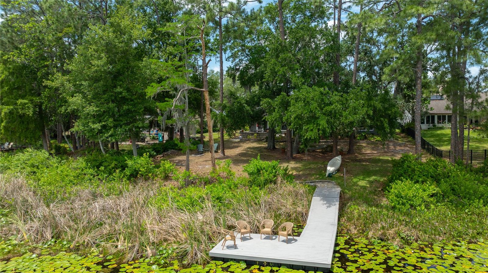 ESTATE HOMES AT BRADFORD COVE - Residential