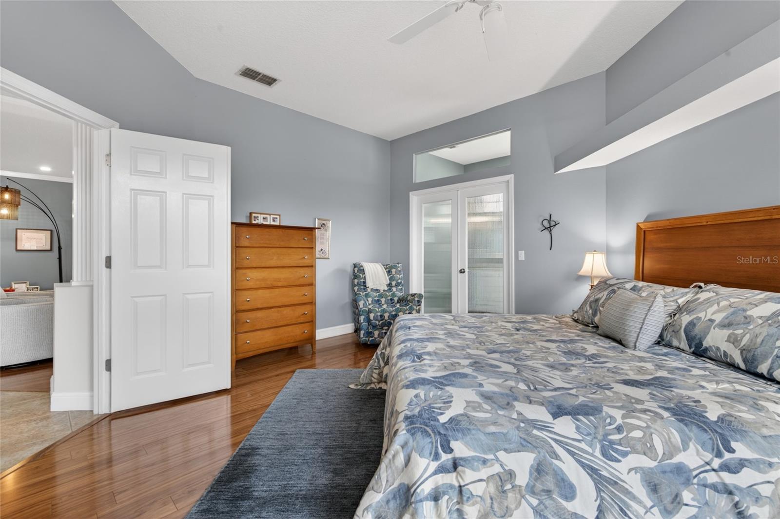 ESTATE HOMES AT BRADFORD COVE - Residential