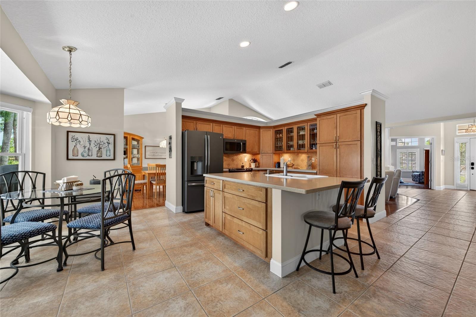 ESTATE HOMES AT BRADFORD COVE - Residential