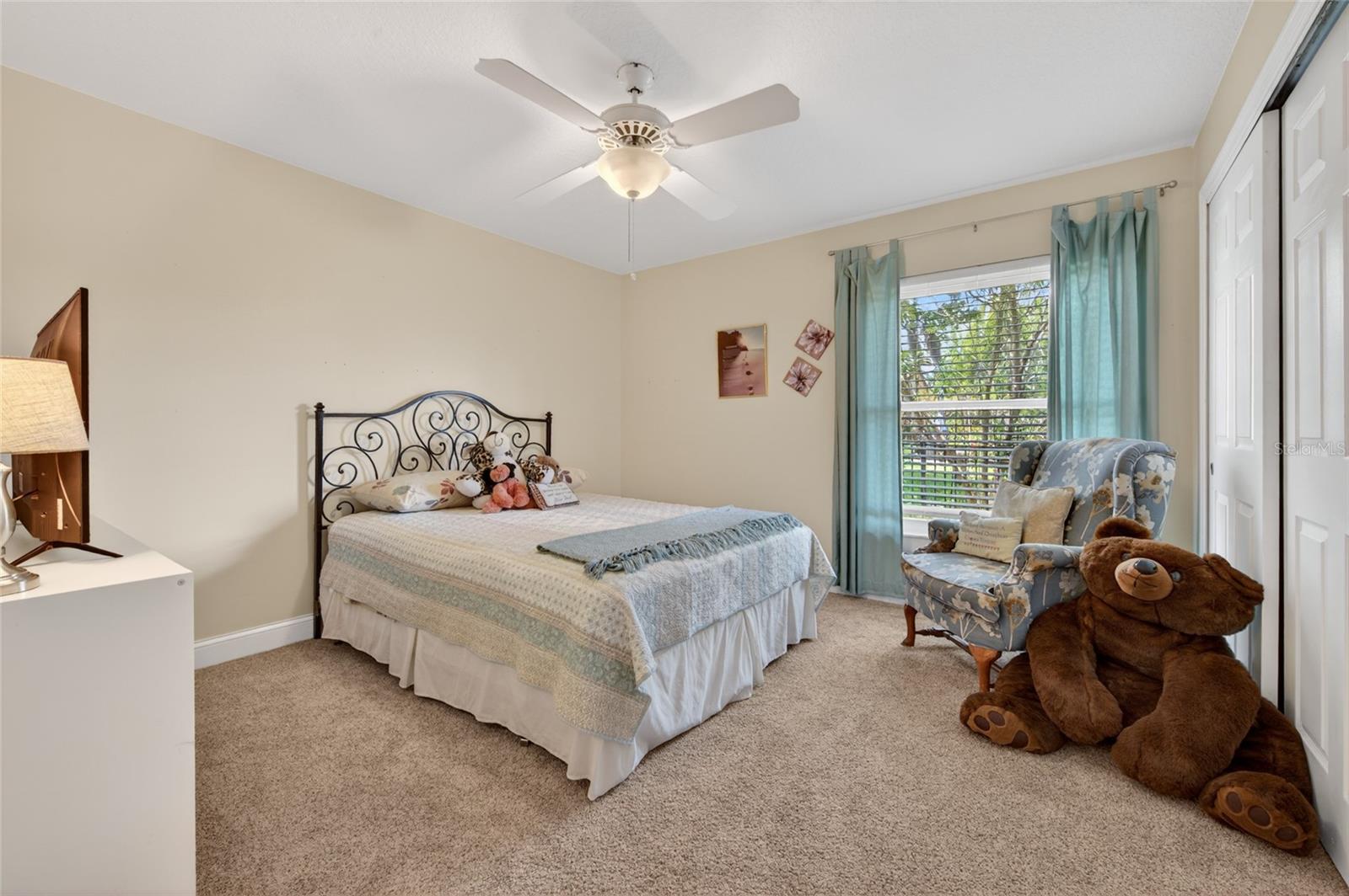 ESTATE HOMES AT BRADFORD COVE - Residential