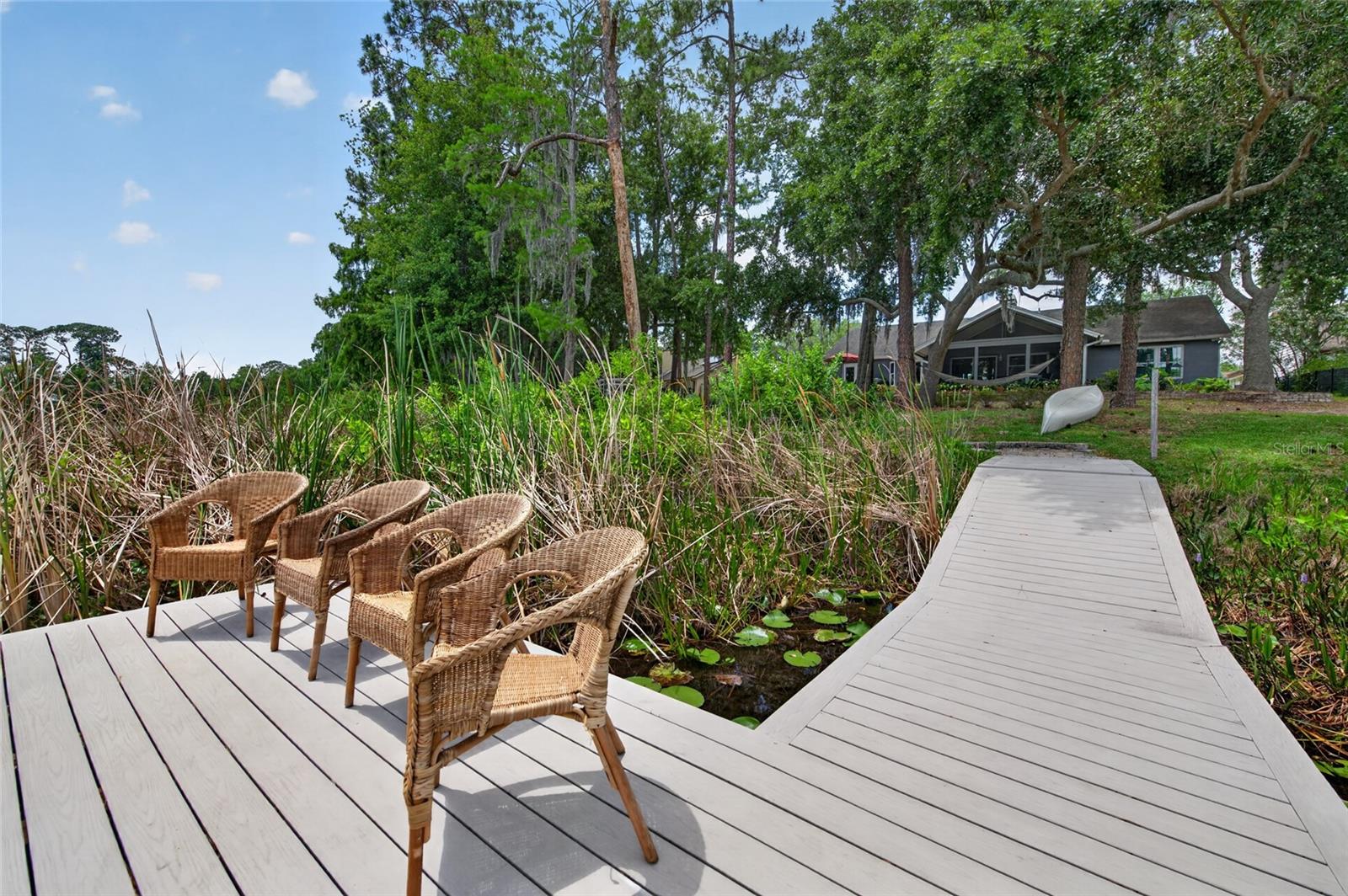 ESTATE HOMES AT BRADFORD COVE - Residential