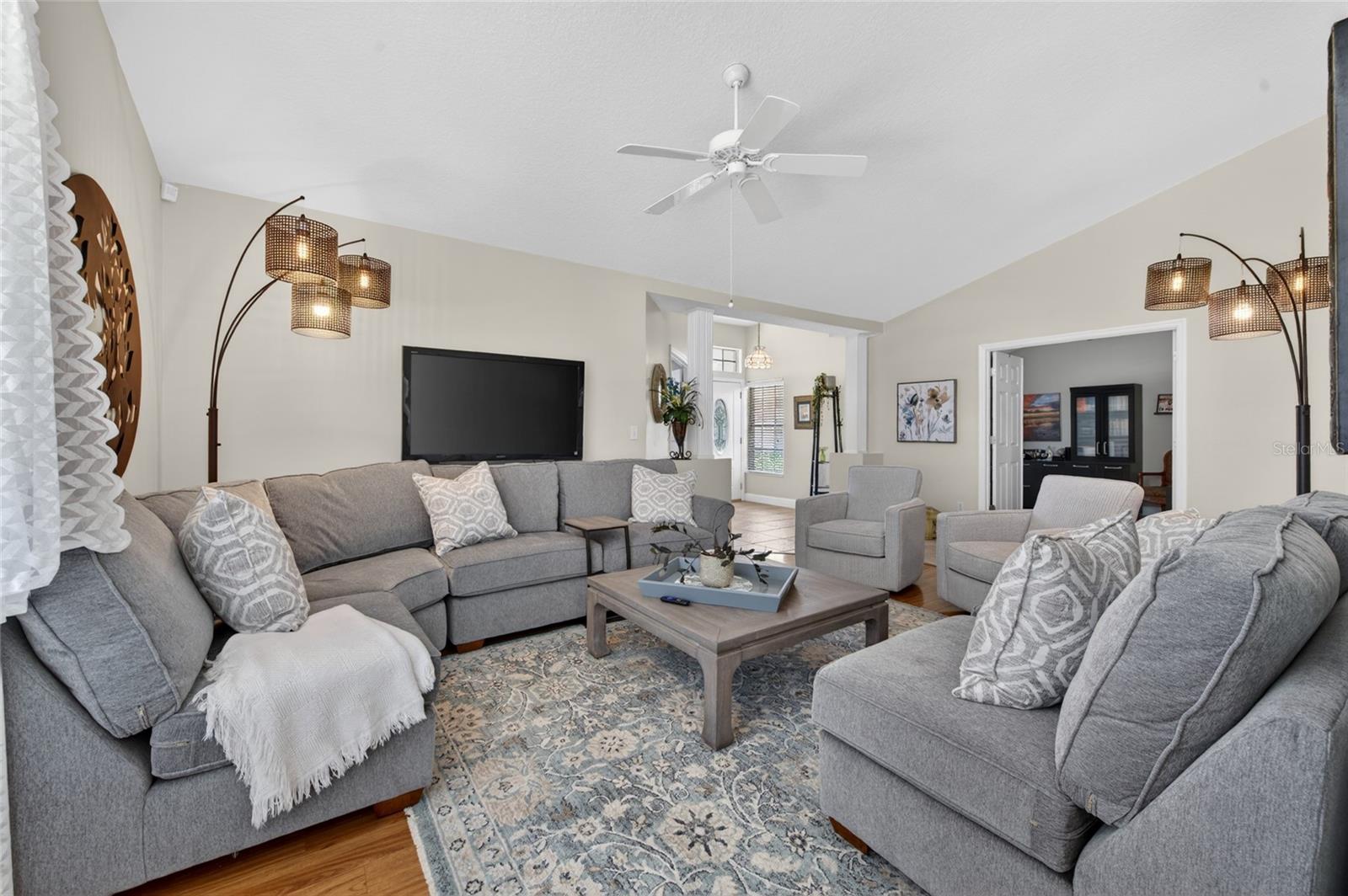 ESTATE HOMES AT BRADFORD COVE - Residential