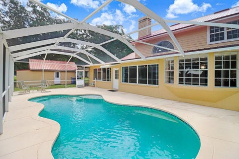 13108 Lilita Avenue, Dover, FL 33527