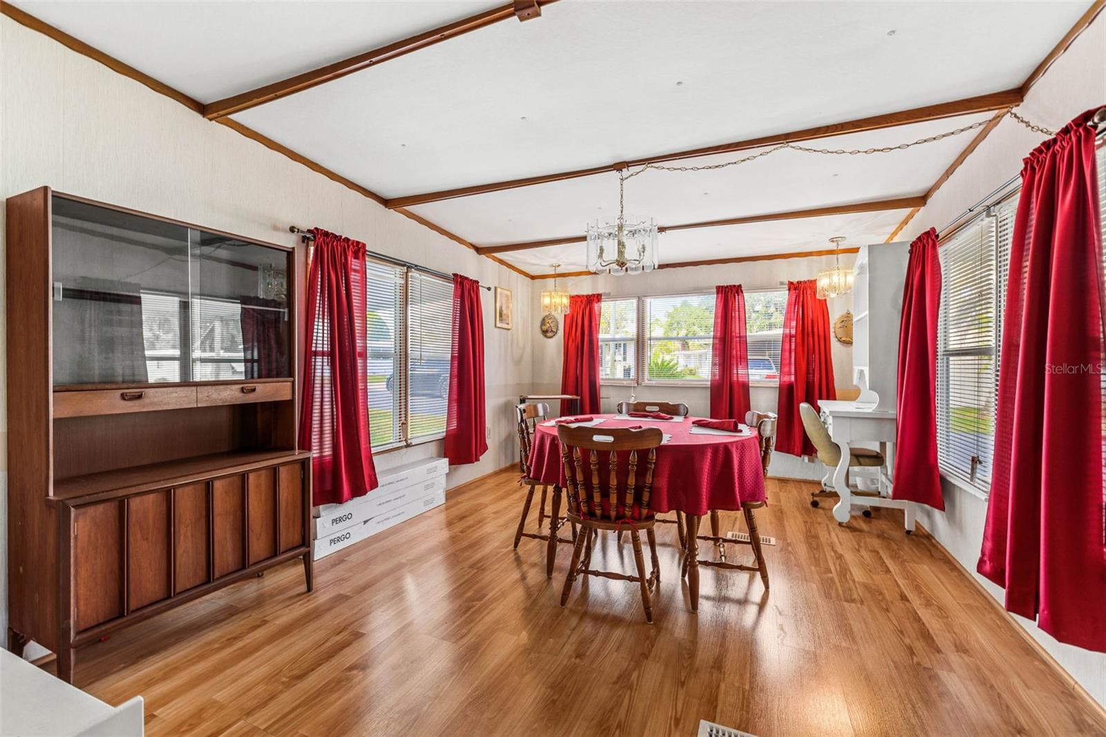 TROPICAL PARK - Residential