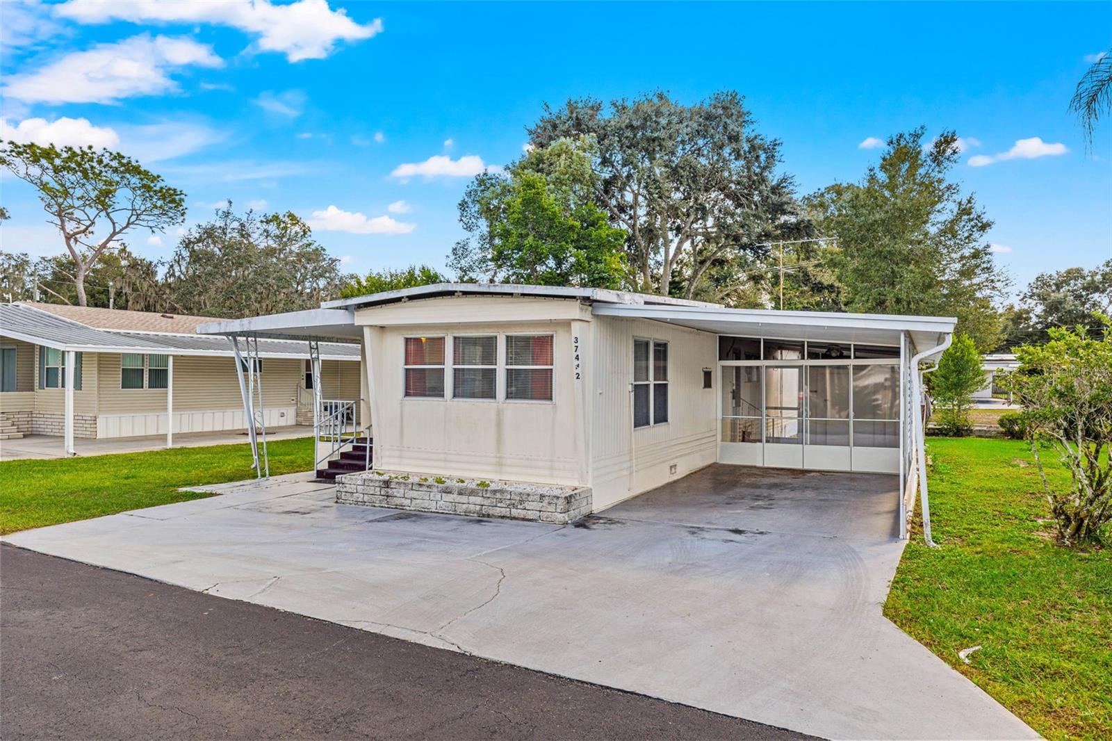 TROPICAL PARK - Residential