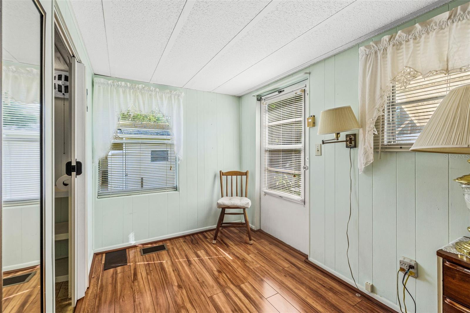 TROPICAL PARK - Residential