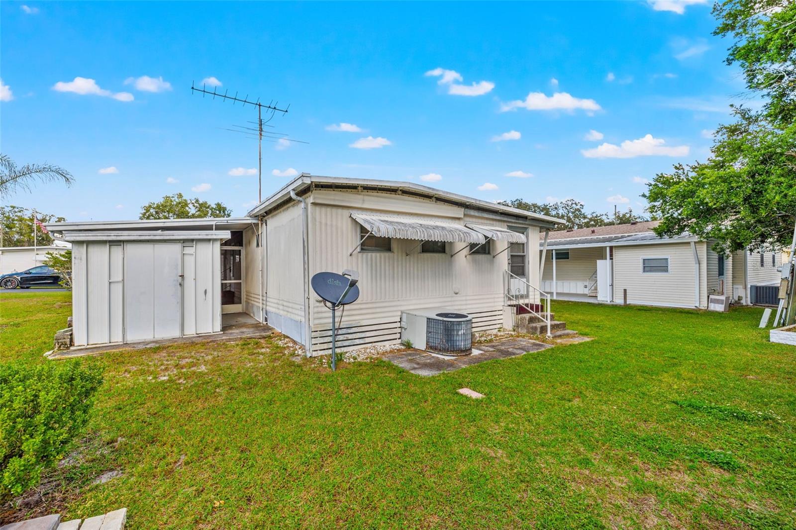 TROPICAL PARK - Residential