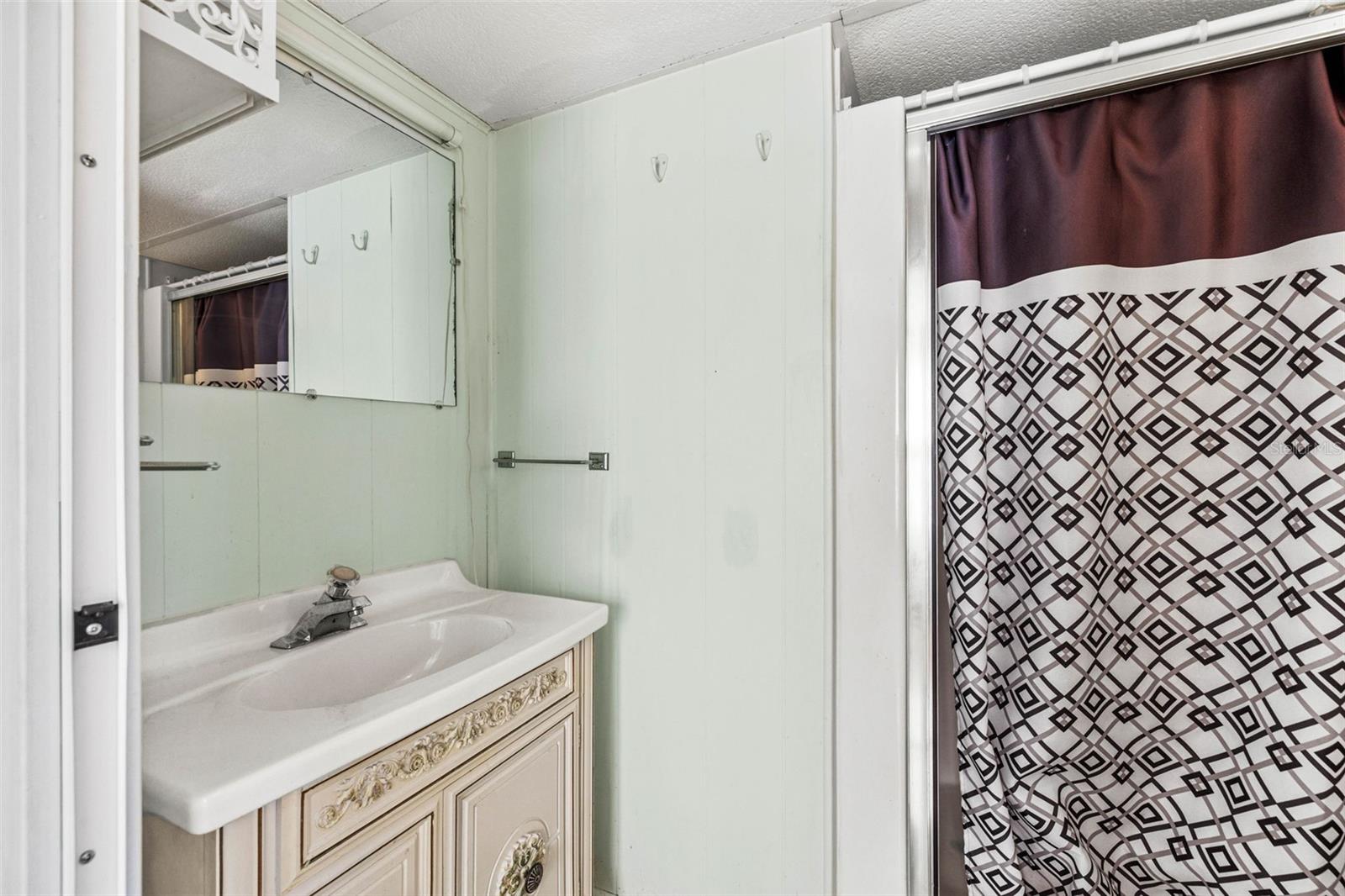 TROPICAL PARK - Residential