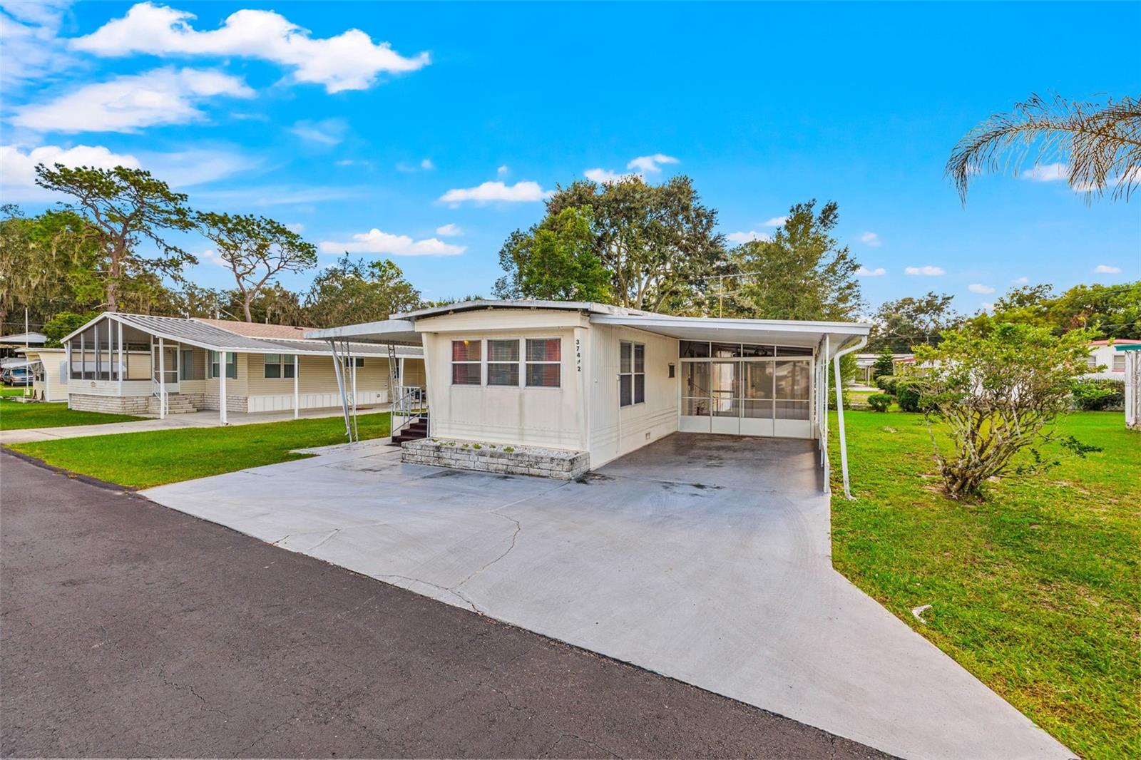 TROPICAL PARK - Residential