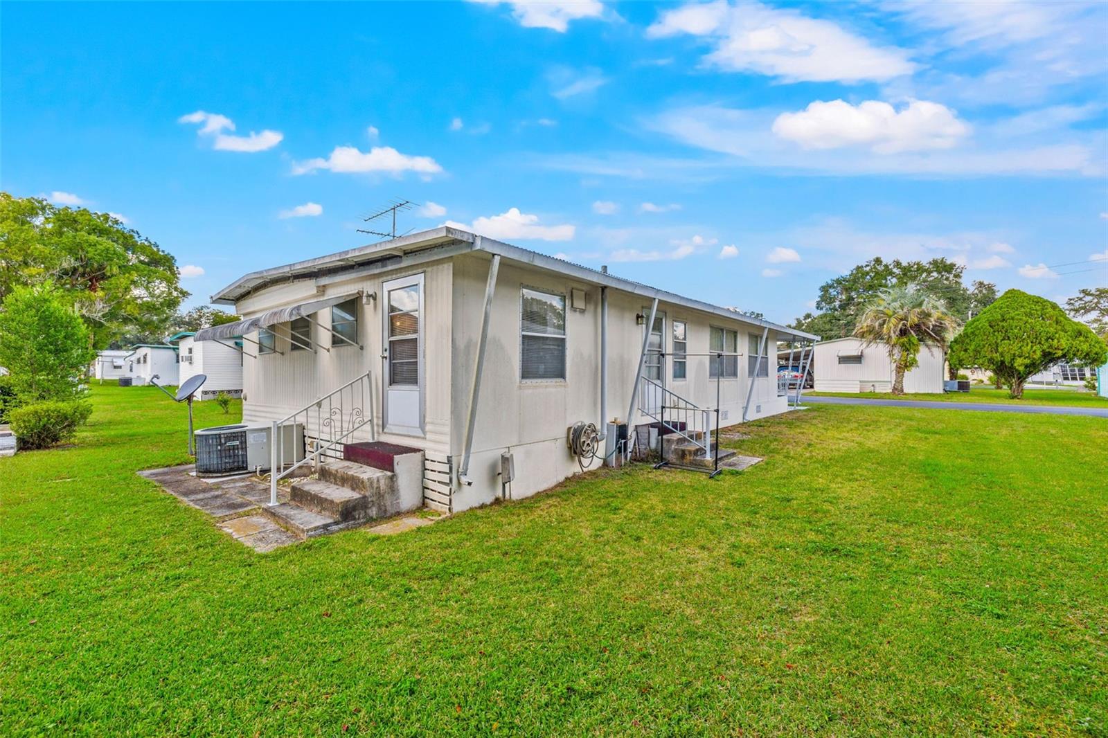 TROPICAL PARK - Residential