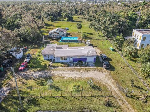 A home in PUNTA GORDA