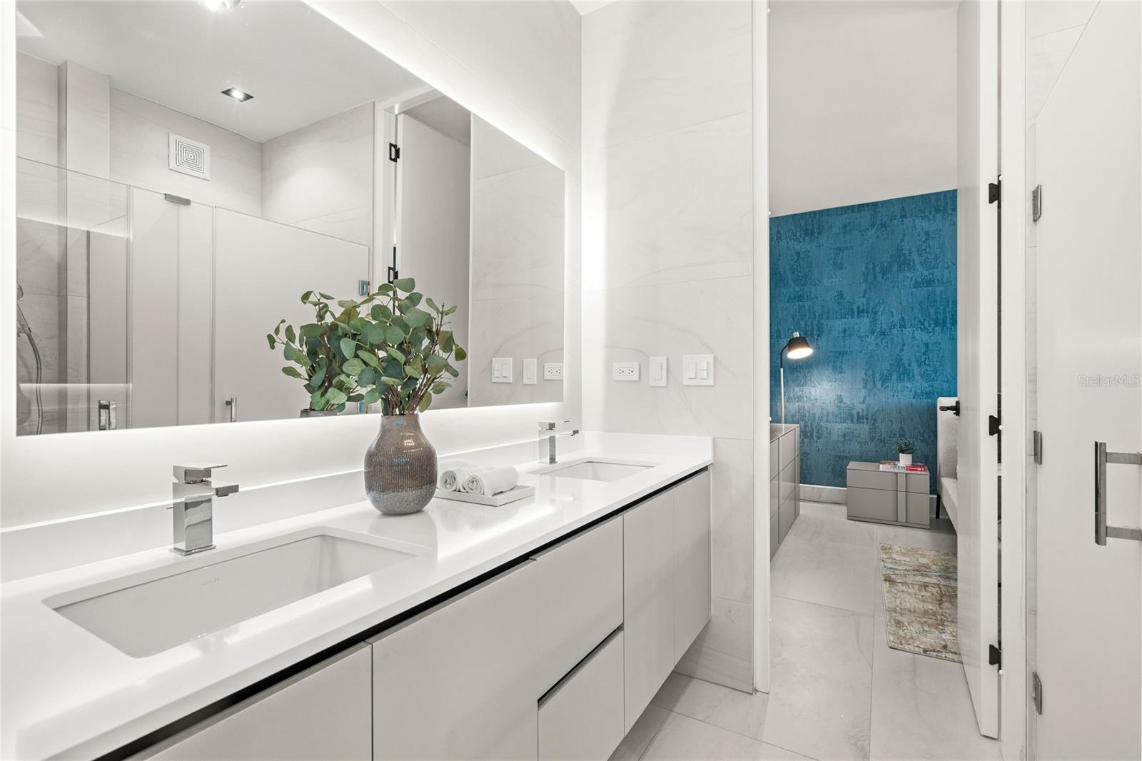 RIVIERA SUNSET AND THE ESTATES - Residential