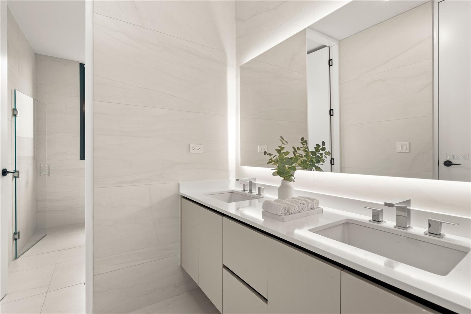 RIVIERA SUNSET AND THE ESTATES - Residential