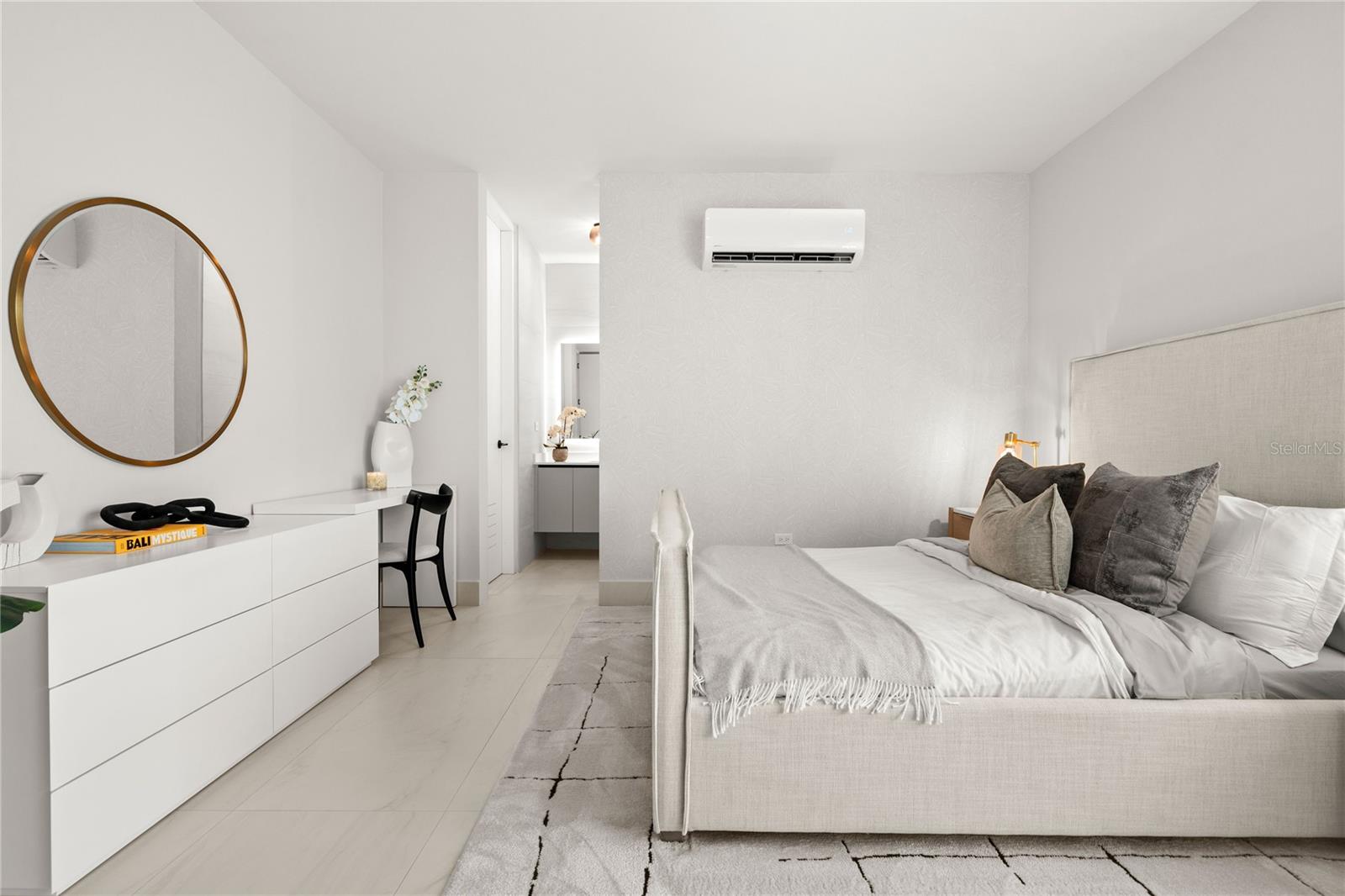 RIVIERA SUNSET AND THE ESTATES - Residential