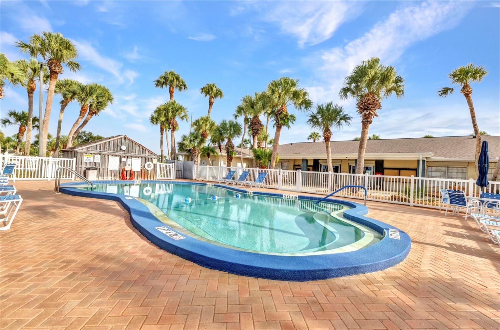 MAPLE LEAF ESTATES - Residential