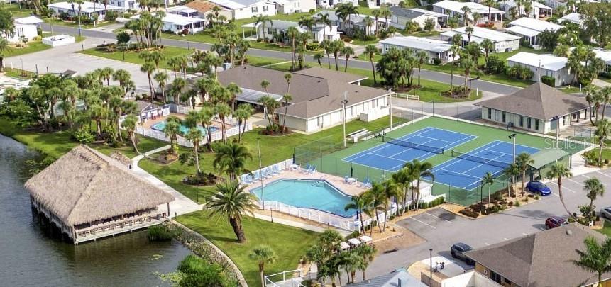 MAPLE LEAF ESTATES - Residential