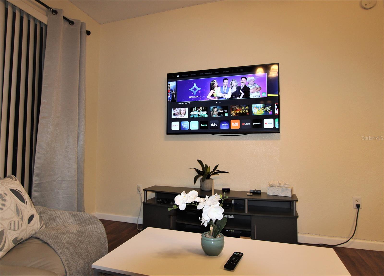 VENTURA AT WINDSOR HILLS CONDO PH 5 - Residential