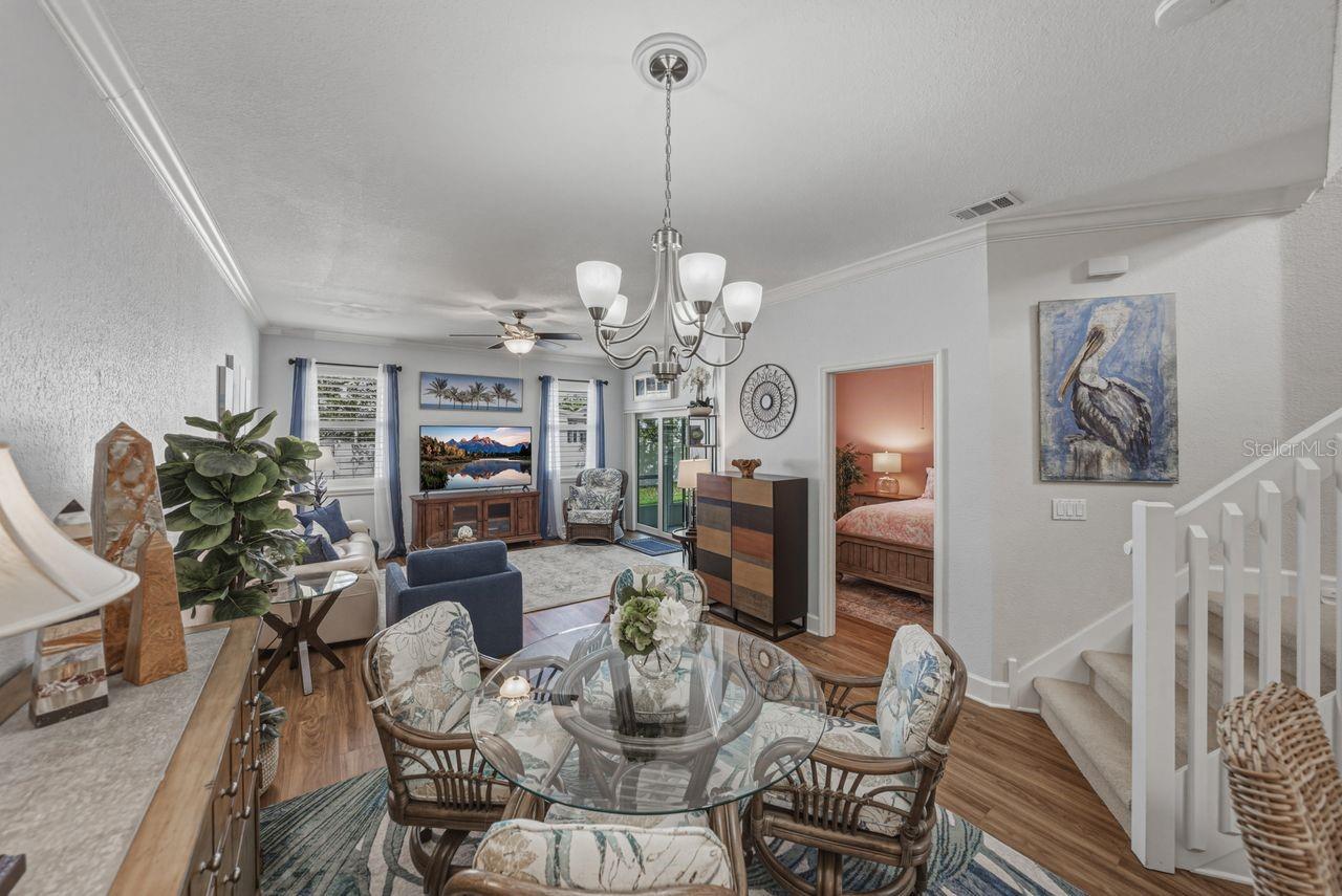 HERITAGE OAKS TOWNHOMES - Residential