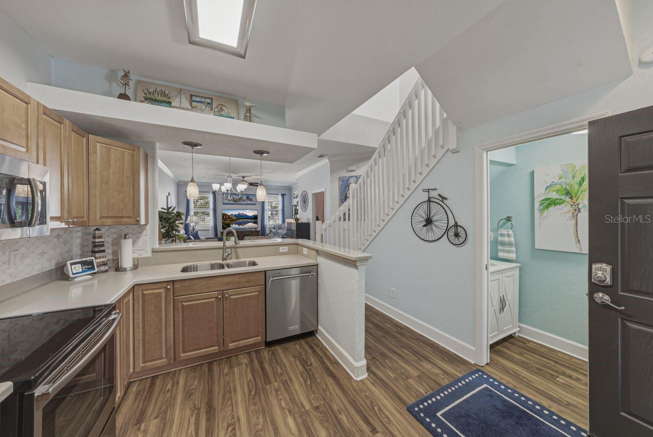 HERITAGE OAKS TOWNHOMES - Residential