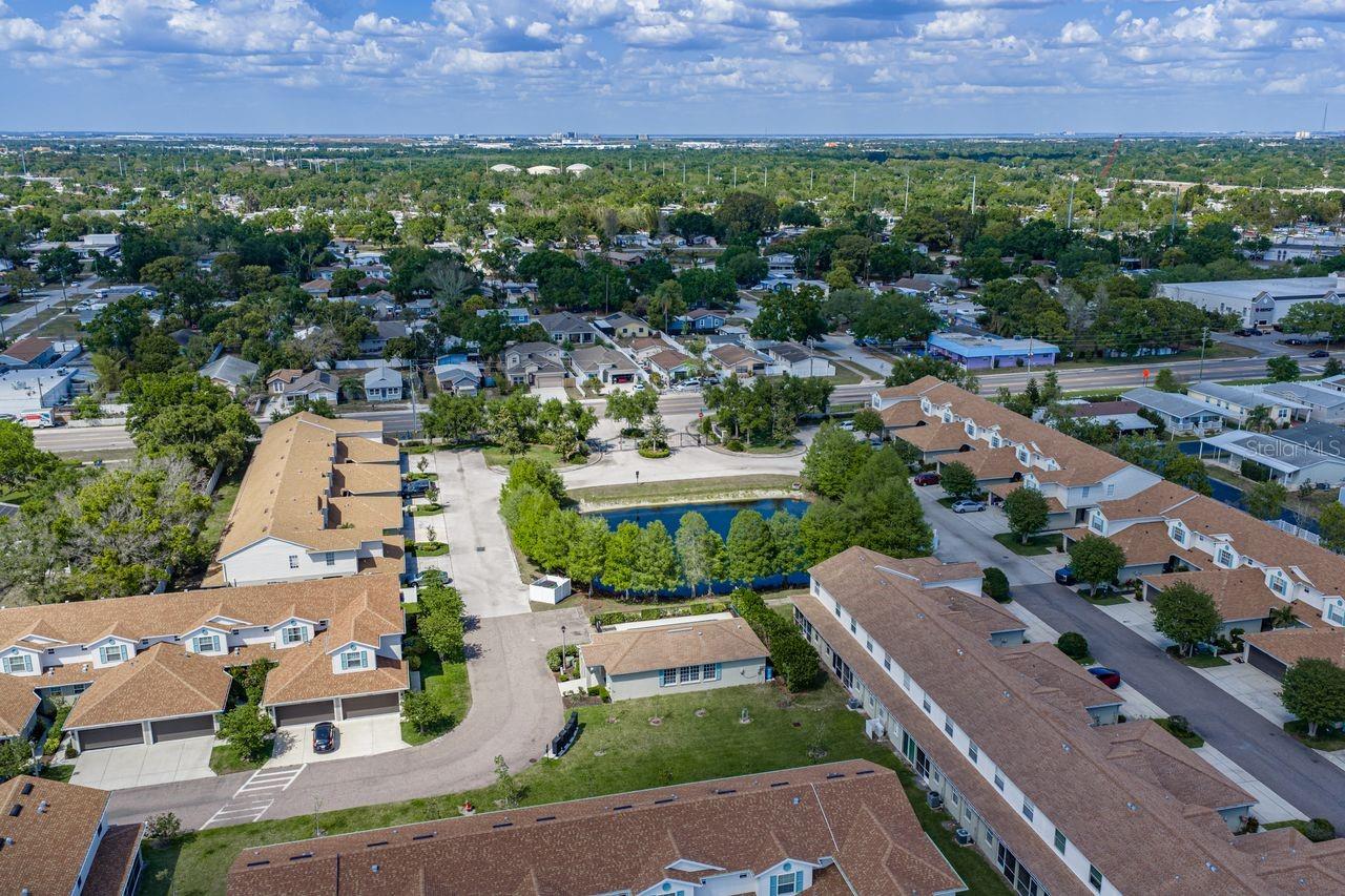 HERITAGE OAKS TOWNHOMES - Residential