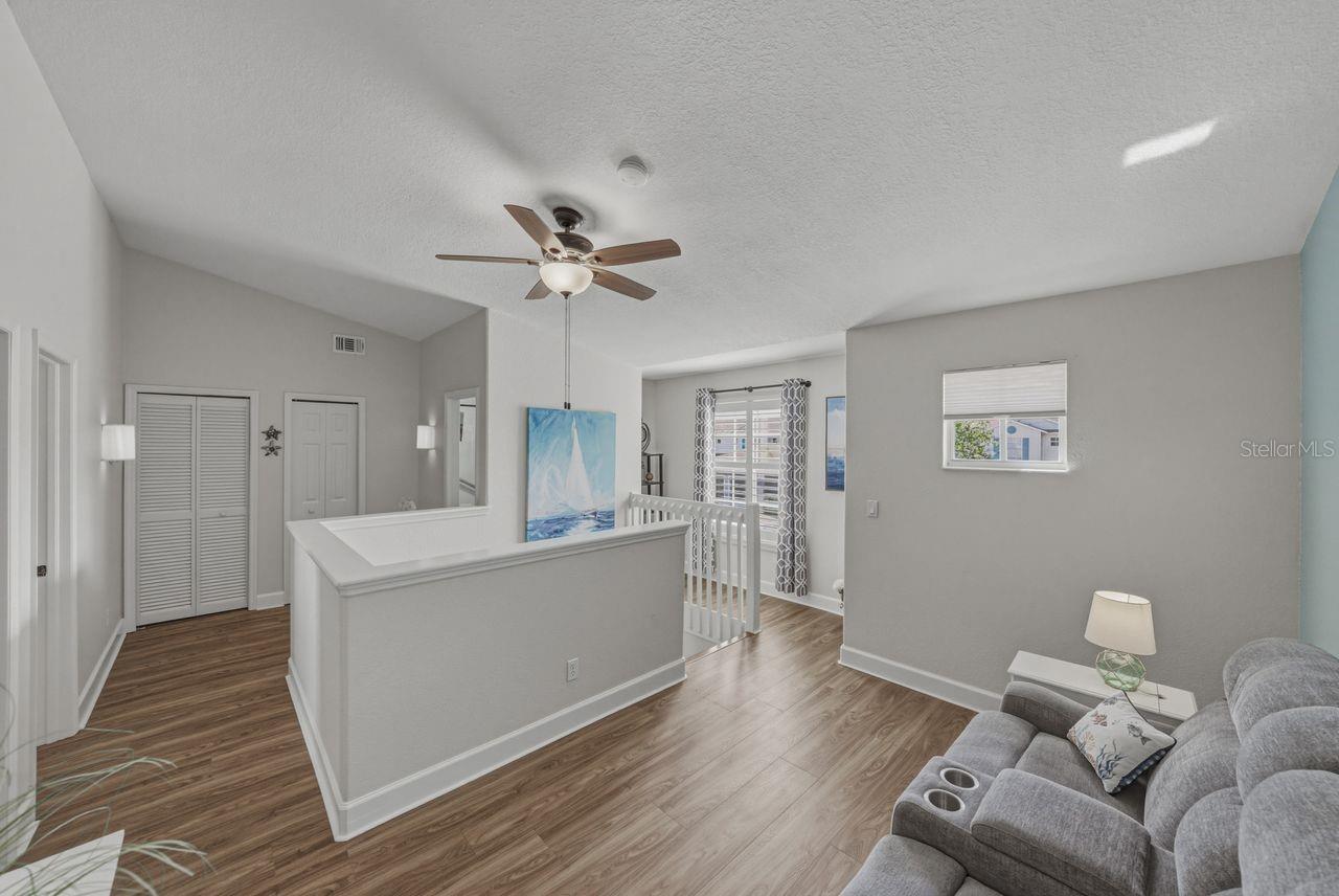 HERITAGE OAKS TOWNHOMES - Residential