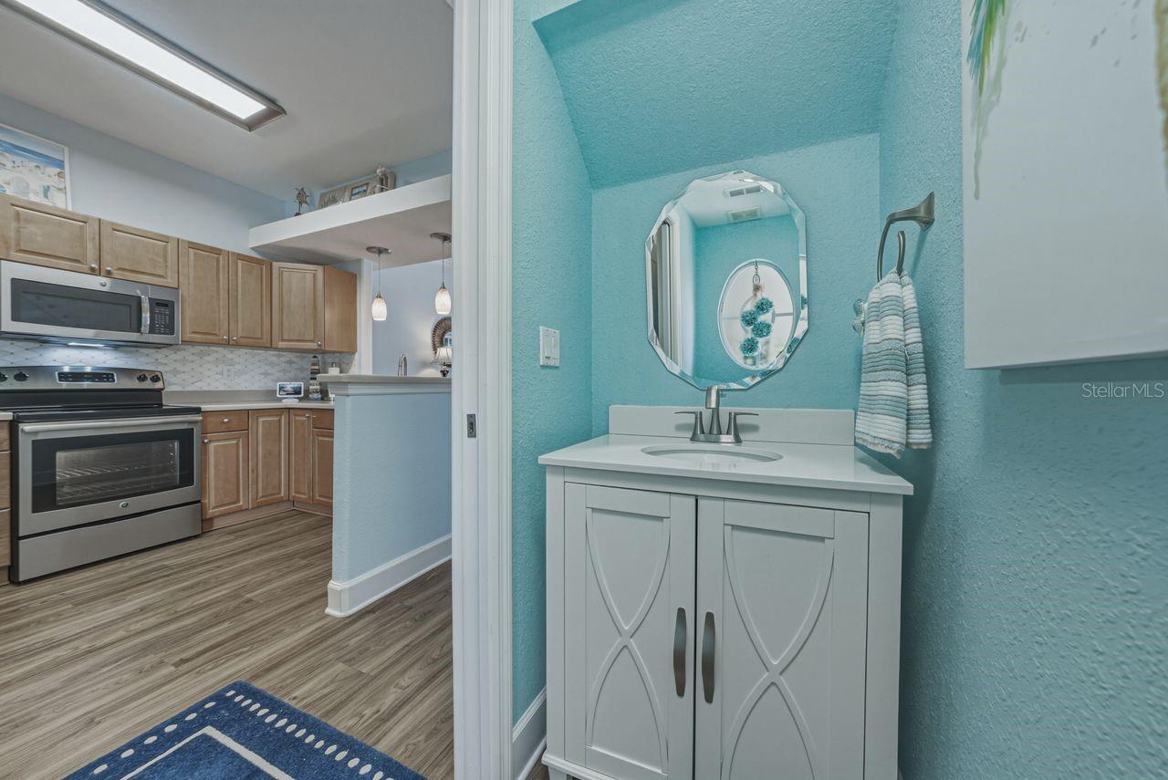 HERITAGE OAKS TOWNHOMES - Residential