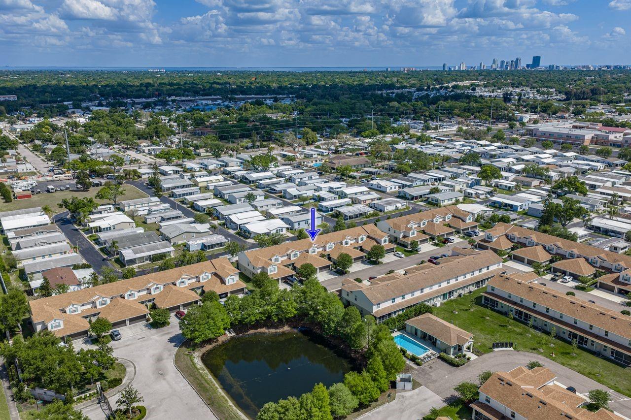 HERITAGE OAKS TOWNHOMES - Residential