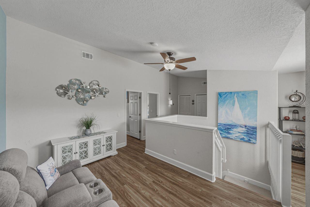 HERITAGE OAKS TOWNHOMES - Residential