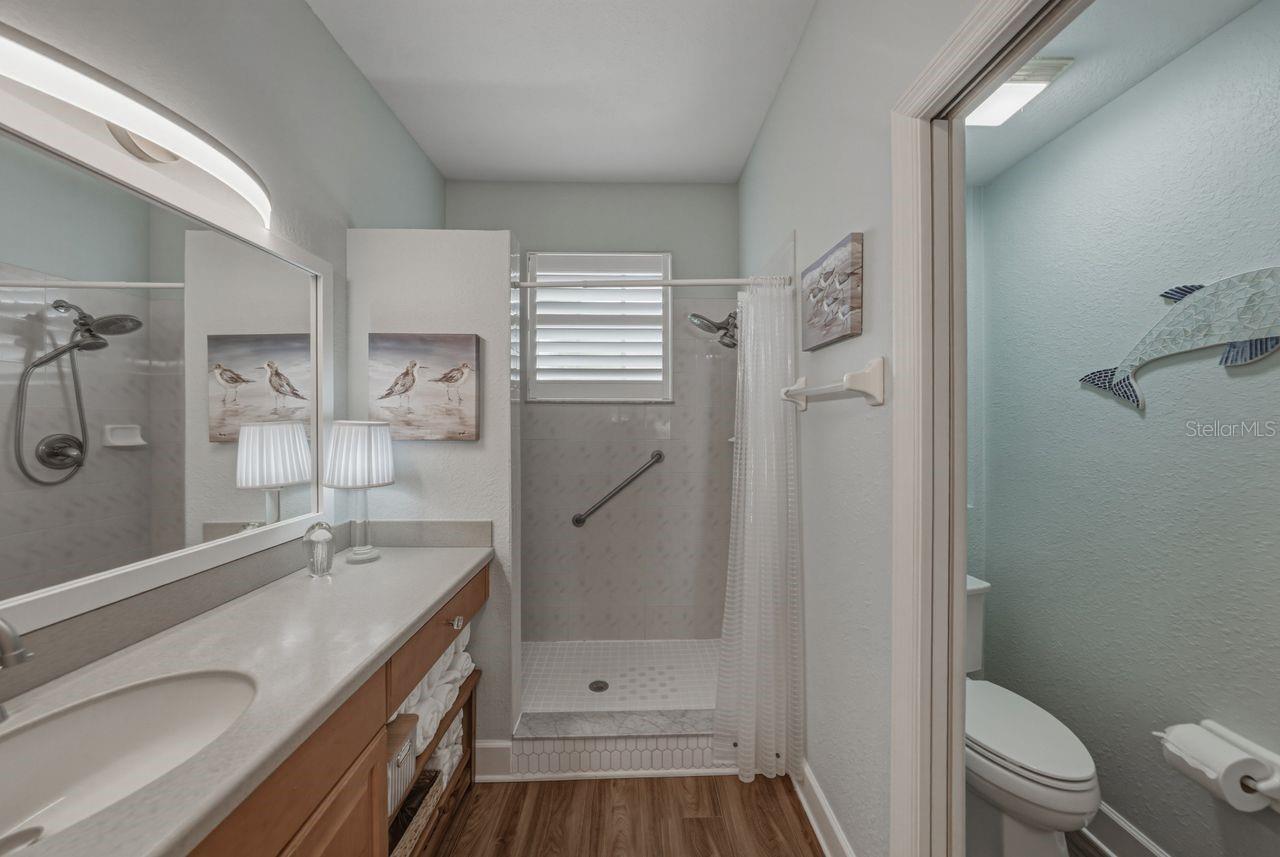 HERITAGE OAKS TOWNHOMES - Residential