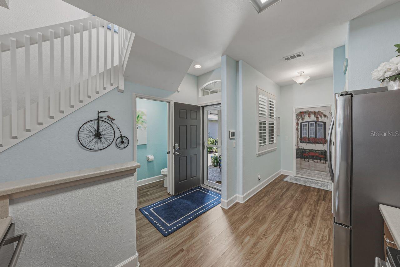 HERITAGE OAKS TOWNHOMES - Residential