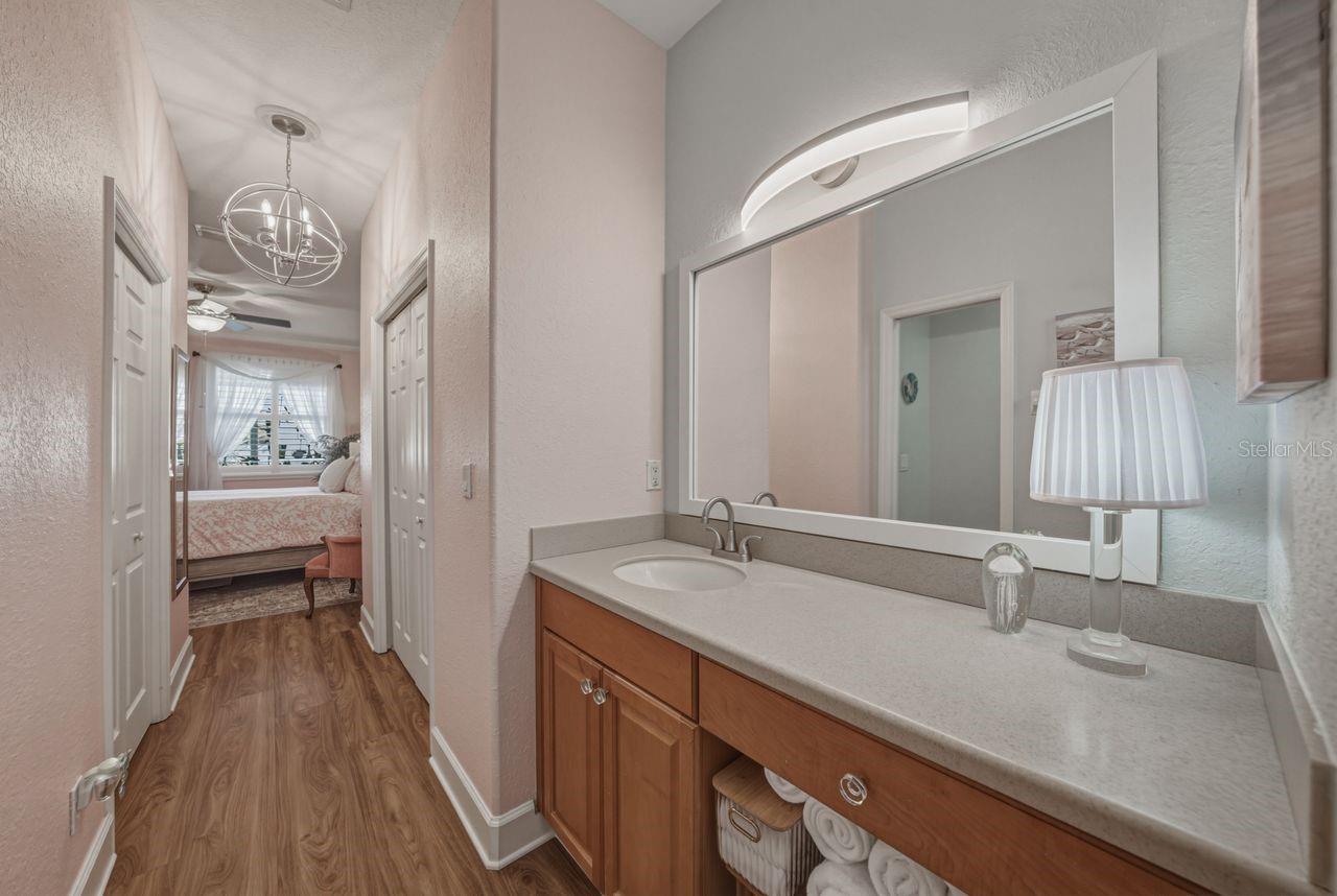 HERITAGE OAKS TOWNHOMES - Residential