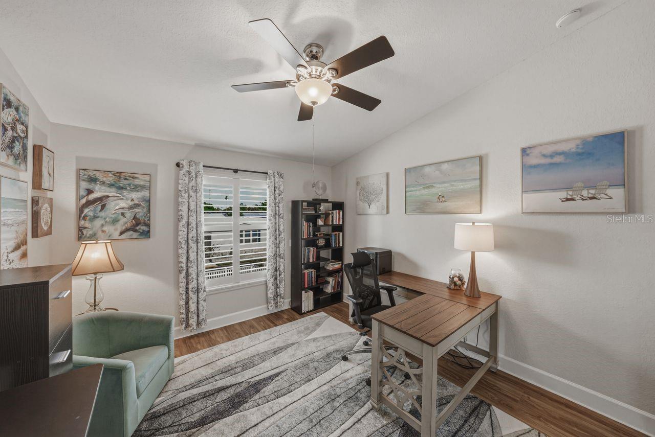 HERITAGE OAKS TOWNHOMES - Residential