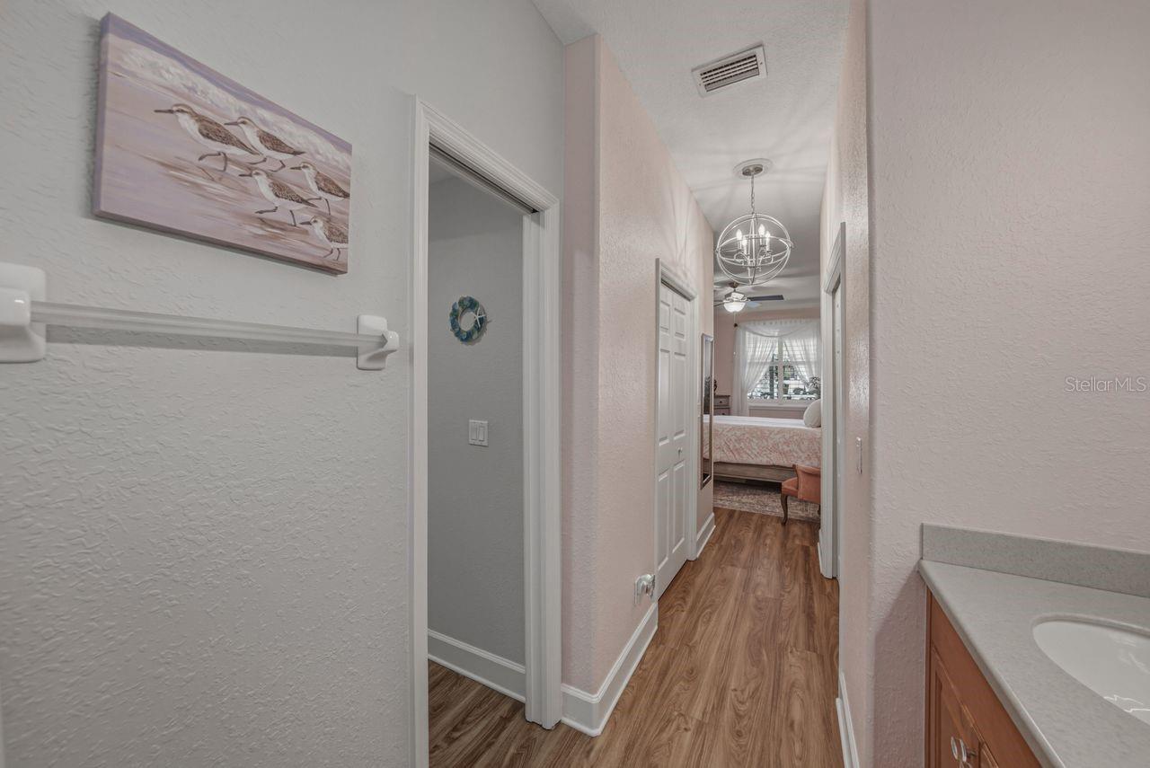 HERITAGE OAKS TOWNHOMES - Residential