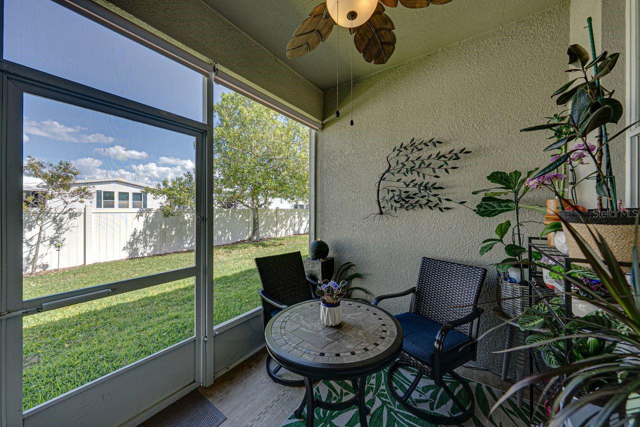 HERITAGE OAKS TOWNHOMES - Residential