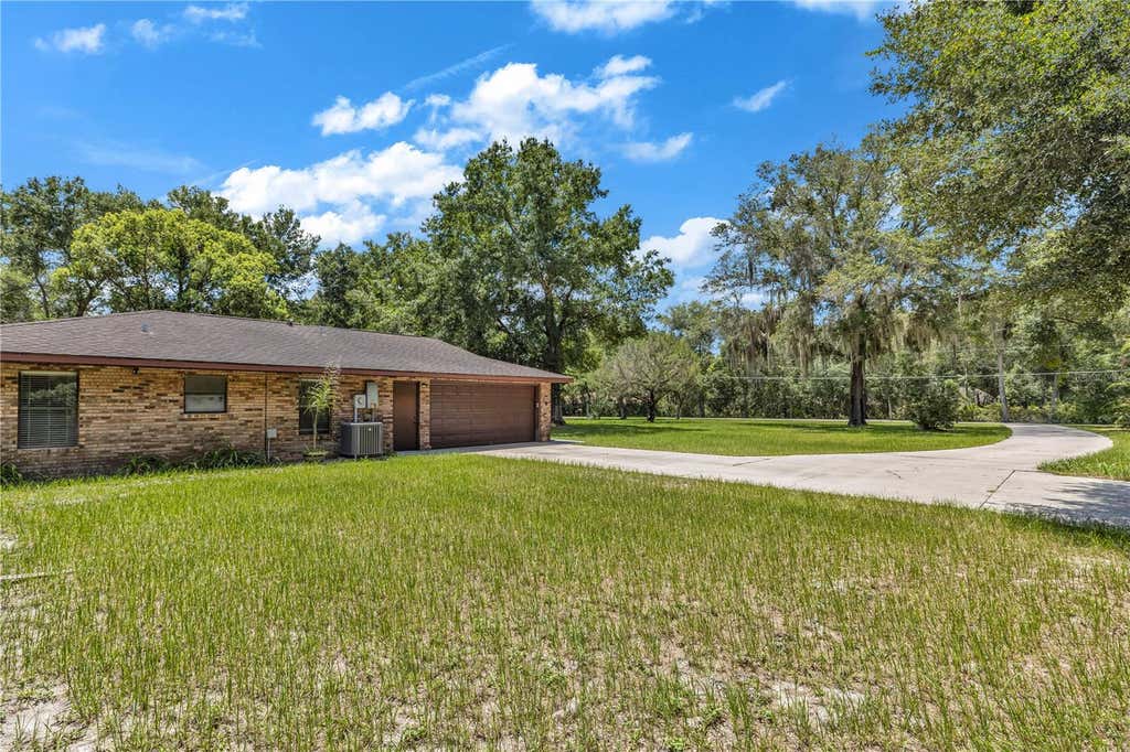 Photo of 13 Cunningham Road, Debary, FL 32713 (MLS # V4950699)